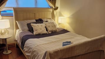 4 chambres, fer et planche à repasser, Wi-Fi gratuit, draps fournis
