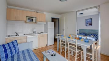 Apartment | Dining