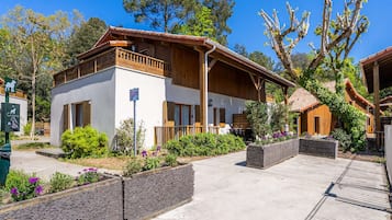 Apartment | Exterior