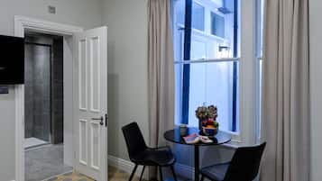 Superior Studio, Ensuite