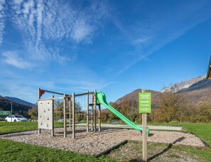 Apartment | Children’s area - Studio for 4 in Giez With Pool (Giez)