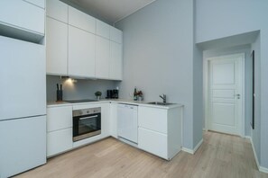 Appartement Classique | Cuisine privée | Réfrigérateur, four, plaque de cuisson, lave-vaisselle
