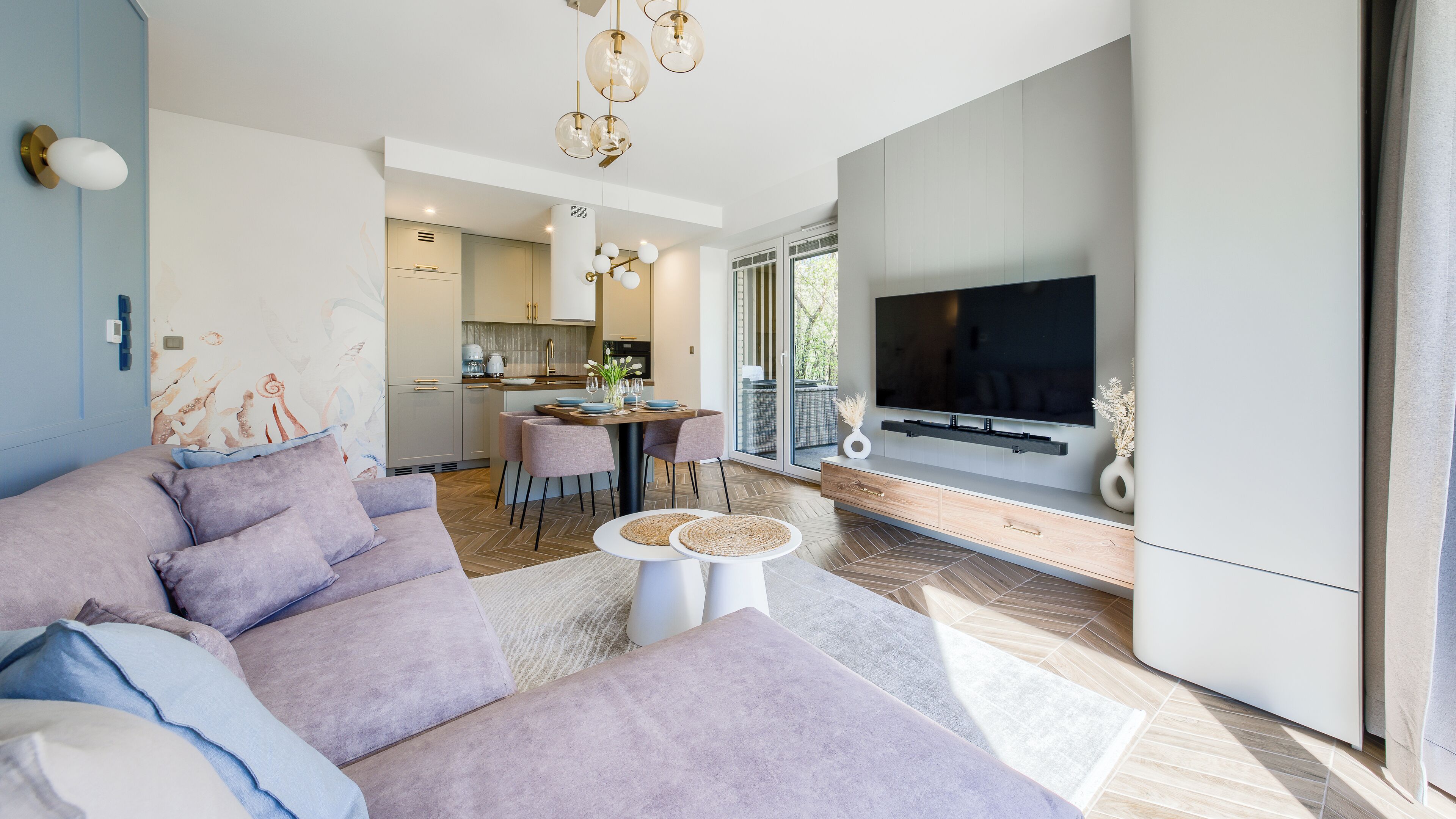 Apartment (3) | Living area