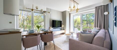 Apartment (3) | Living area