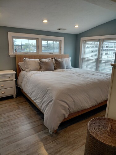 NEW LISTING! Great beach hub for FIFA! OCEAN 100 ft away! Spacious 4-bed home!