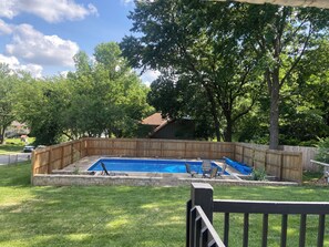 Outdoor pool - Eclectic, custom home! Central to all KC (Shawnee)