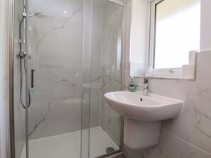 Shower - Belvedere (Woolacombe)