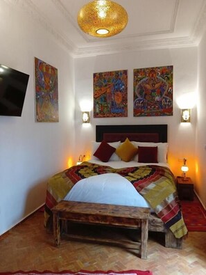 Habitación Confort doble, patio, vistas al patio | Wifi gratis