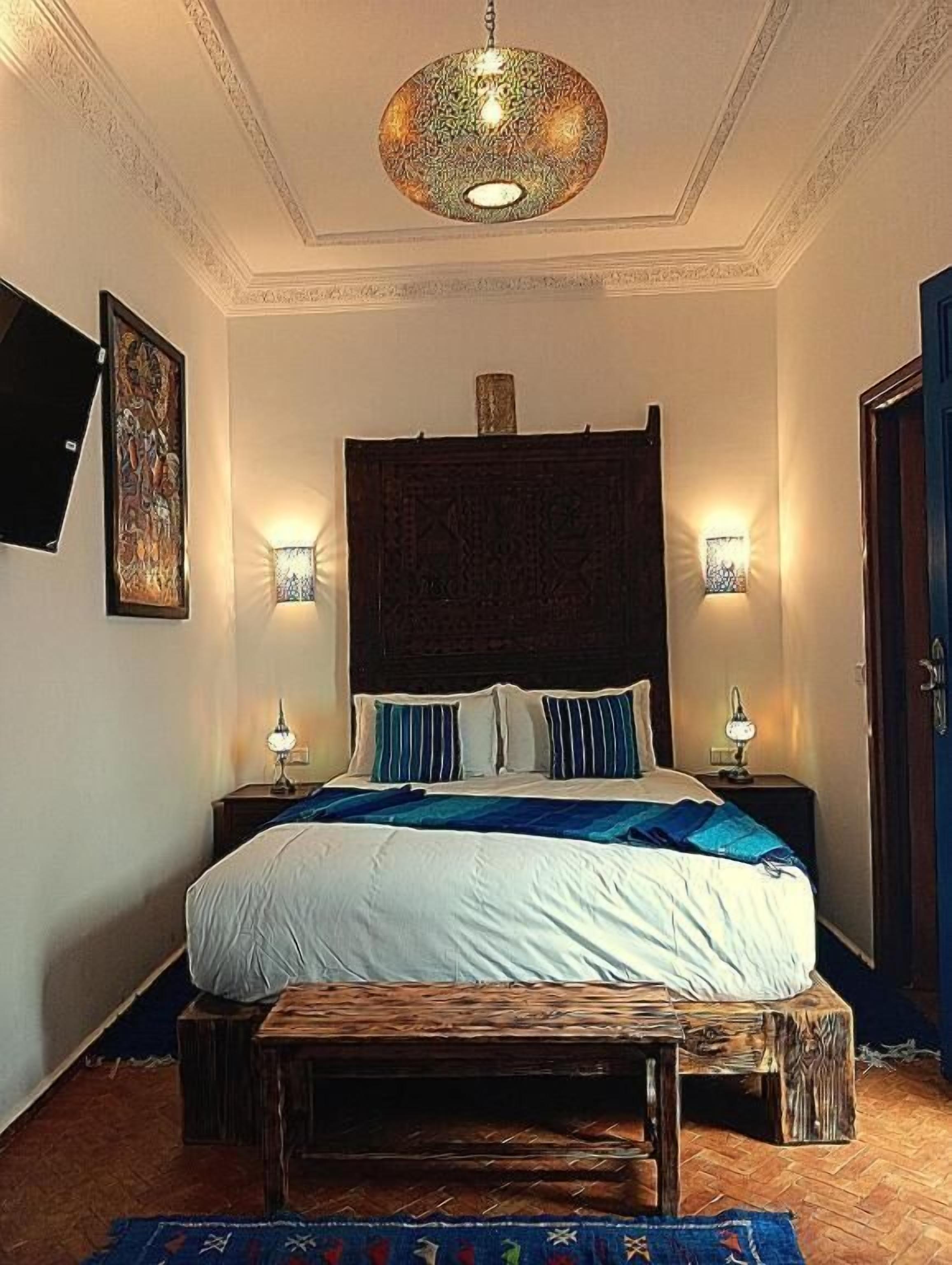 Habitación Confort doble, vistas al patio | Wifi gratis