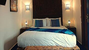 Comfort Double Room, Courtyard View | Premium bedding, free cribs/infant beds, free WiFi, bed sheets