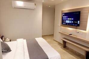 Classic Room, City View | Meja, ruang kerja komputer riba, Wi-fi percuma 