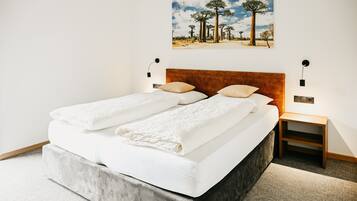 WiFi, bed sheets