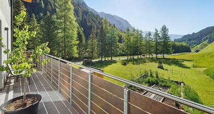 Apartment Nature House Tree of Life – Balance, Erholung & Bergblick