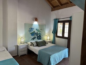 Ferros/tábuas de passar roupa, Wi-Fi, roupa de cama