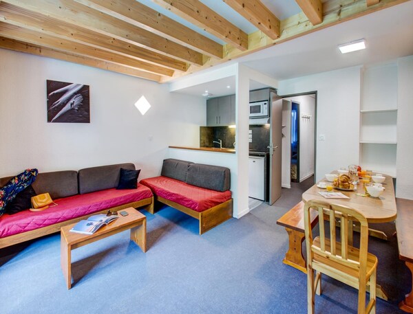 Spacious 7-person Mountain Rental - Loudenvielle