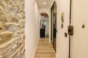 Comfort Apartment | Interior - Fiammetta by MMega (Firenze)
