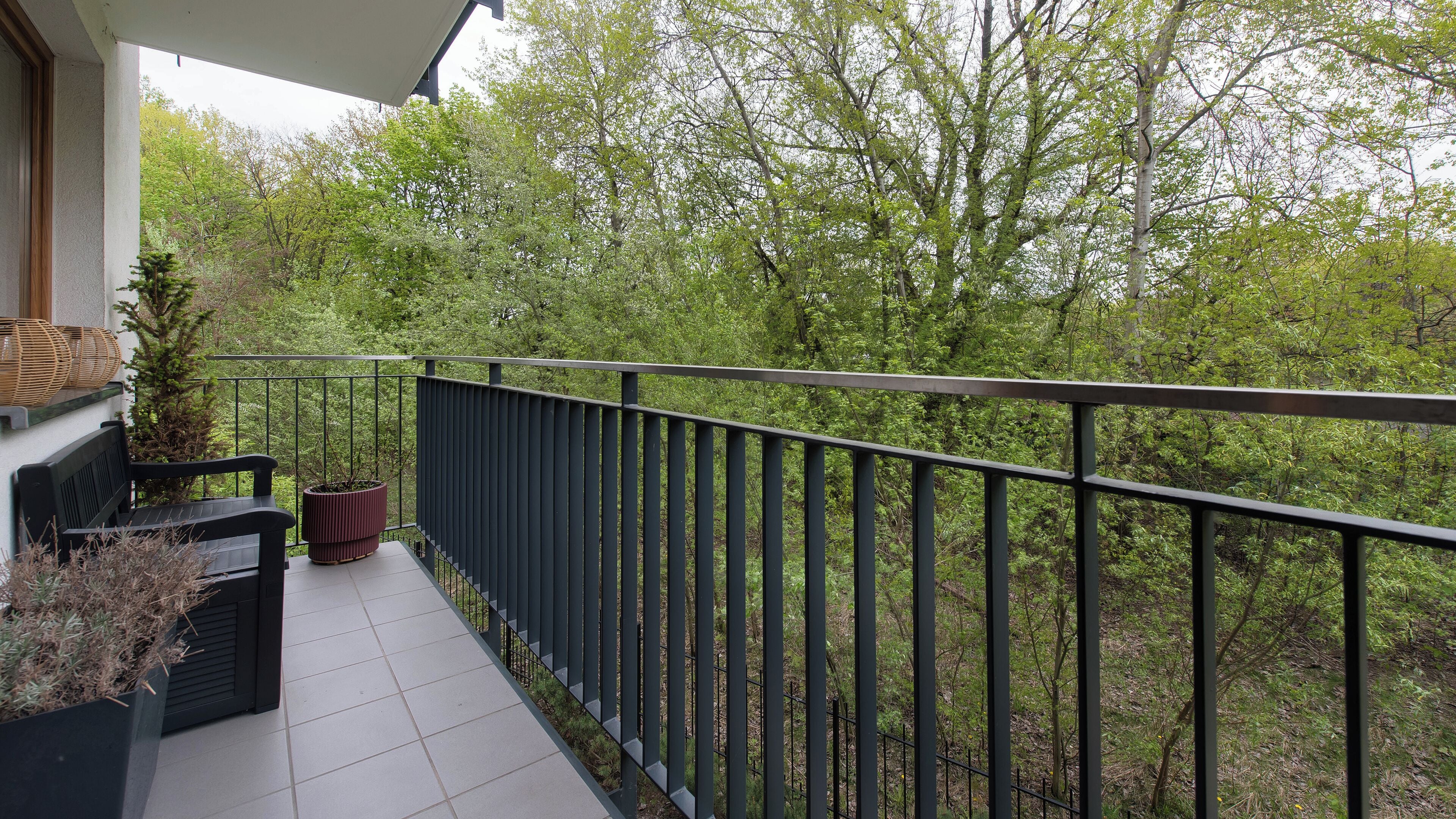 Apartment (8) | Property grounds