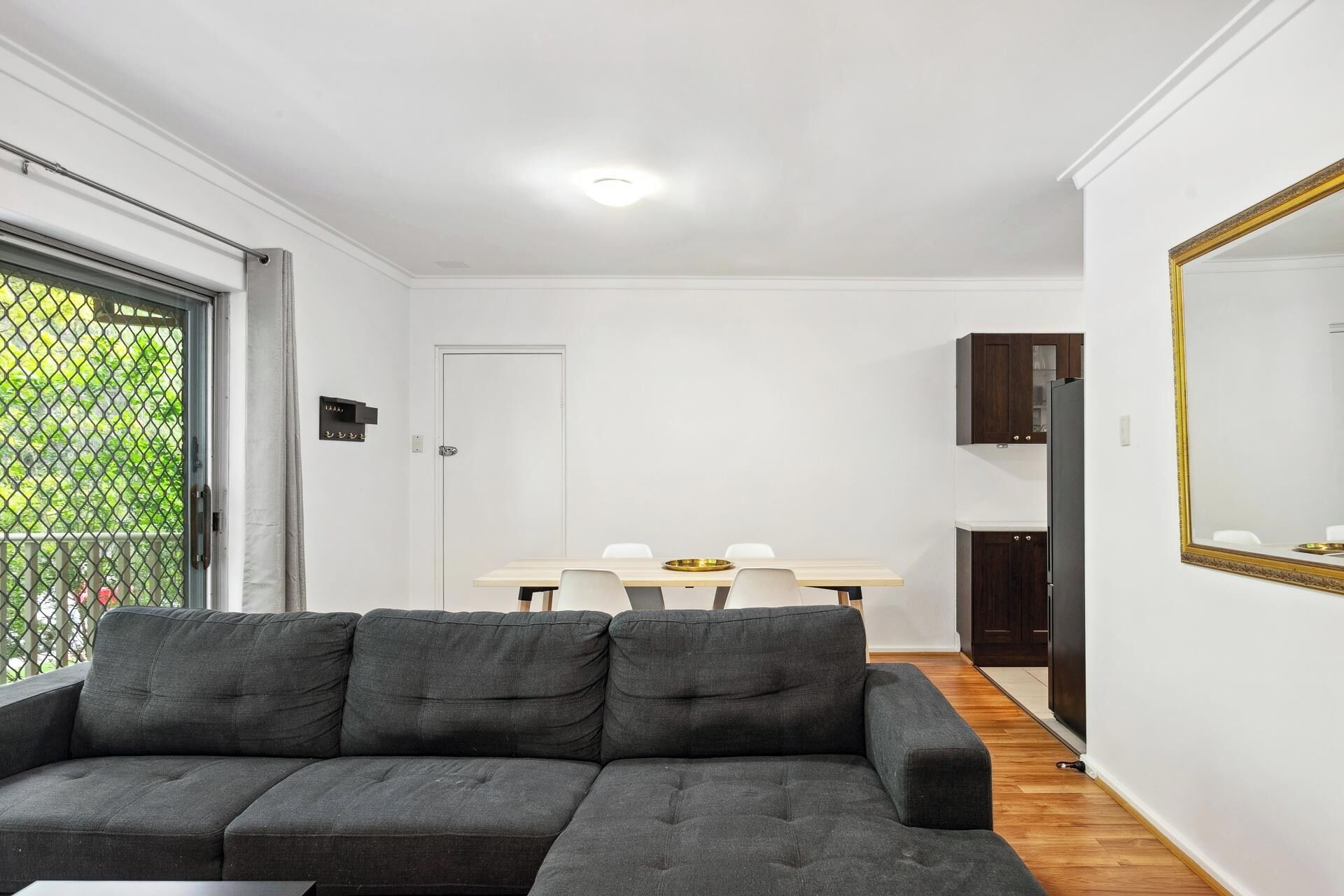 St Leo's Hideaway: 2br Apartment Near Beach In Mosman Park - Fremantle