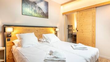 Apartment | 4 bedrooms, bed sheets