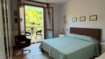Classic Double or Twin Room, Balcony | Free WiFi