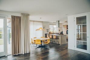 Dining - Parc Pharshoeke - Meervilla Deluxe met Sauna | 8p (Heeg)