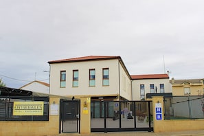 Exterior - Entrerailes (Casalarreina)