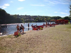 Beach - Studio B* Ferme du Port d'Enveaux* bord Dordogne (Saint-Vincent-de-Cosse)