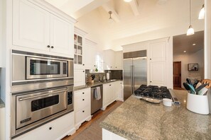 Fridge, microwave, oven, stovetop - POPEYE'S COTTAGE ~ NEW! Historic 3 BR/3Ba w/ Pool in Perfect Location! (Key West)