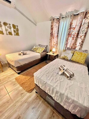 2 bedrooms - Bloomstone - 2BR Town House Aurora - Dumaguete (Sibulan)