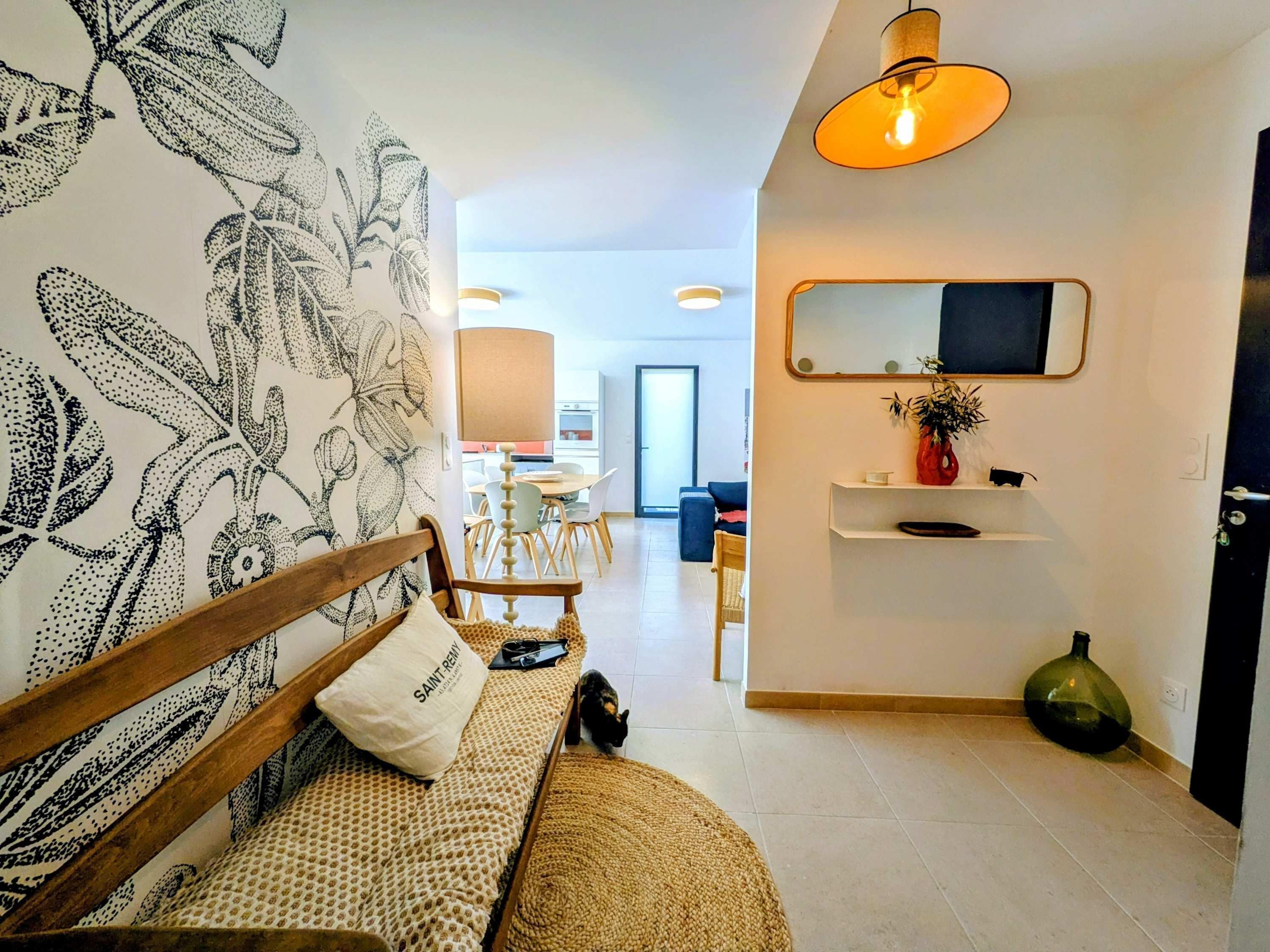 House | 3 bilik tidur, Internet 