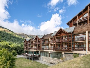 Apartment | Exterior - Flat for 6, Valloire Views (Valloire)