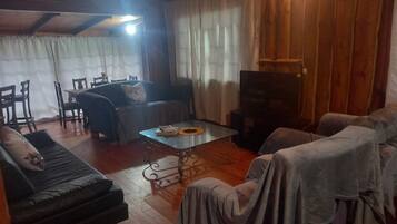 Chalet, Garden View | Living area