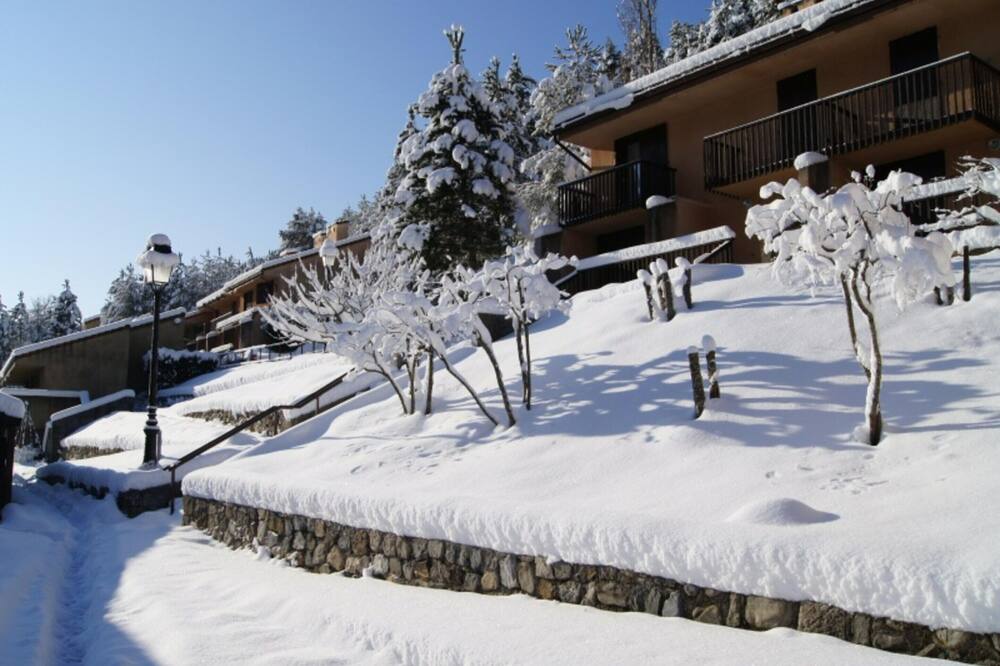 Spacious Apartment for 5-persons - Méailles