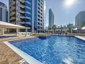 Pool - Panoramic 1 Bed l Marina Skyline Views (Dubai Marina)