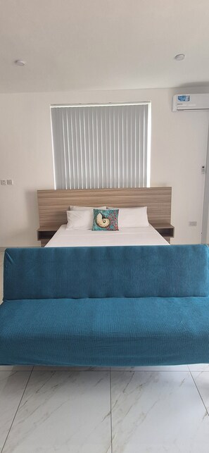Room - Tranquil 2-bedroom apartment with AC in Anse Royale -Baracuda (Anse Royale)