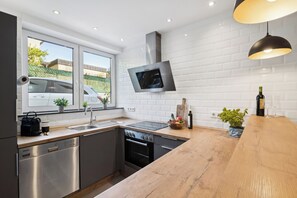 Private kitchen - Wendalinus Living - central and stylish (Sankt Wendel)