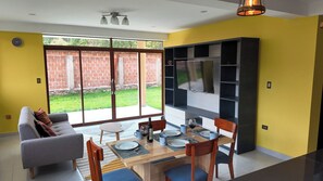 Dining - Vrbo Property (Urubamba)