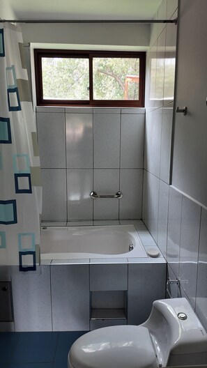Bathroom - Vrbo Property (Urubamba)