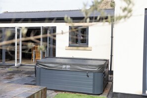 Terrace/patio - The Old Sawmill (Newcastle-upon-Tyne)