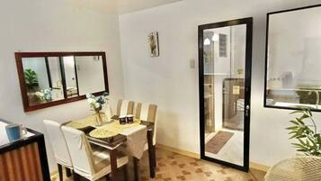 Ferienhaus, 2 Schlafzimmer, barrierefrei | Esszimmer