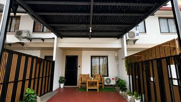 House, 2 Bedrooms, Accessible, Smoking | Terrace/patio