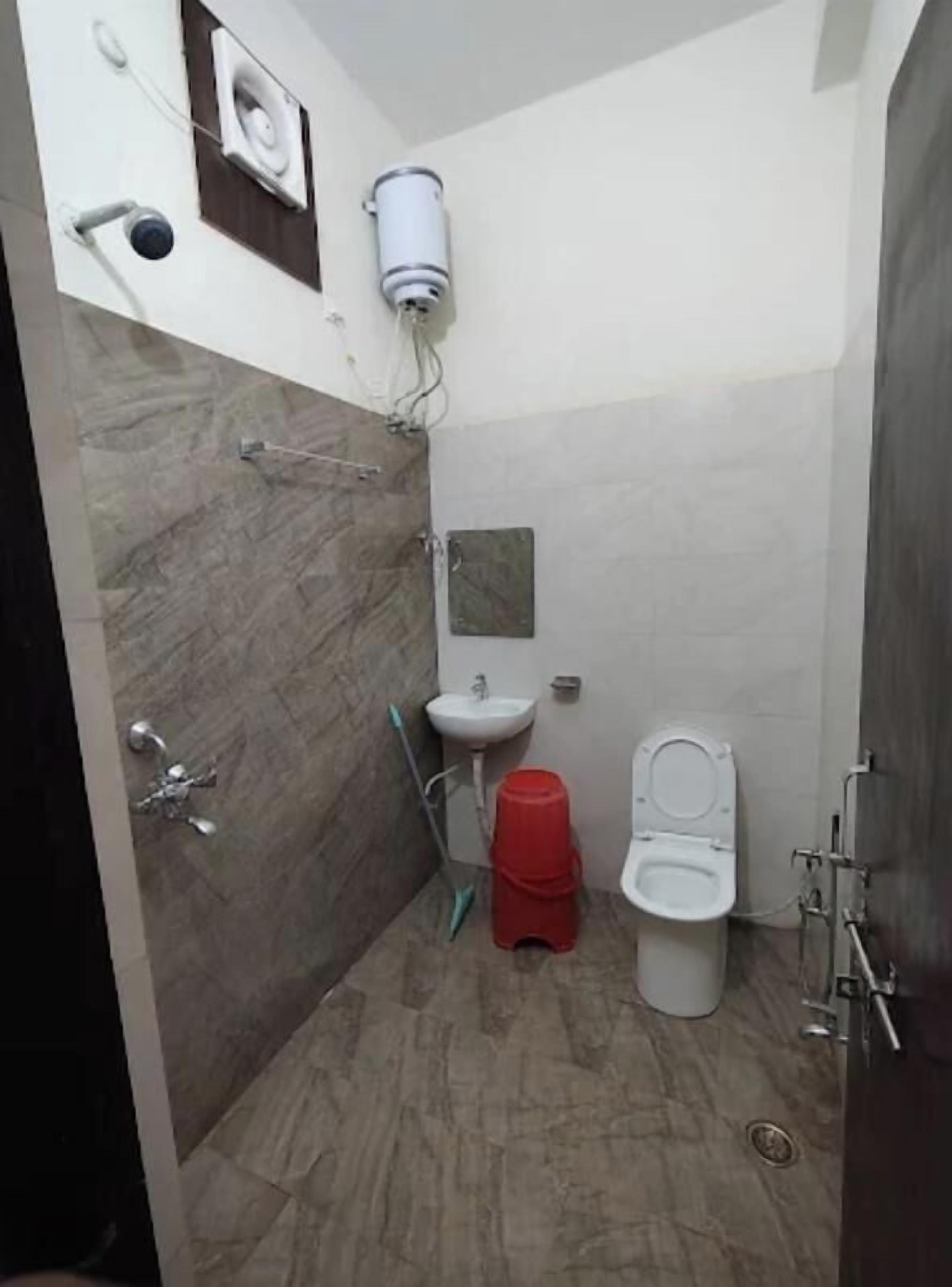 Double Room | Bathroom