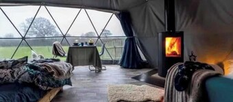 Geodome with Hot Tub