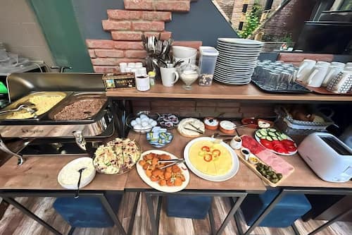Colazione completa inclusa, servita tutte le mattine
