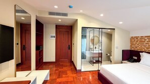 Phòng đôi Superior | Bộ trải giường bằng vải Frette của Ý, bộ đồ giường cao cấp 