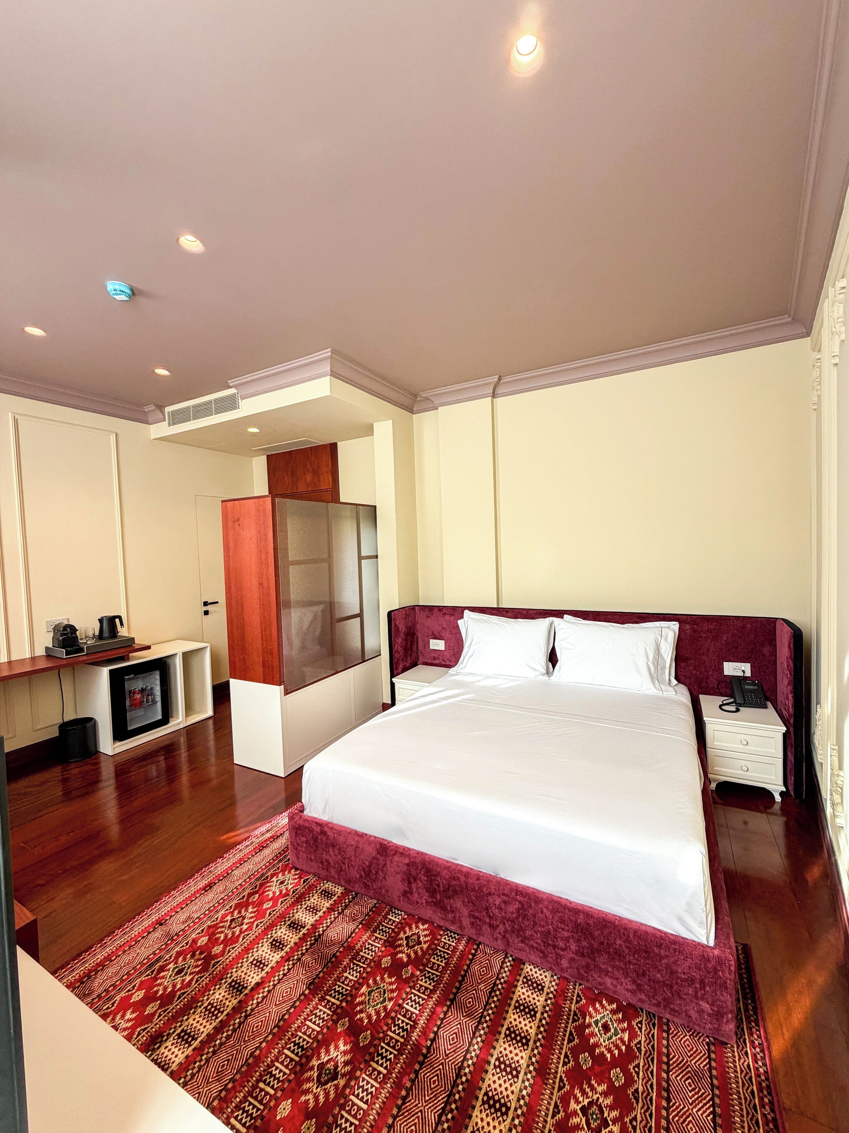Phòng đôi Superior | Bộ trải giường bằng vải Frette của Ý, bộ đồ giường cao cấp 