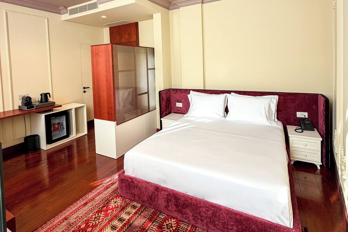 Phòng đôi Superior | Bộ trải giường bằng vải Frette của Ý, bộ đồ giường cao cấp