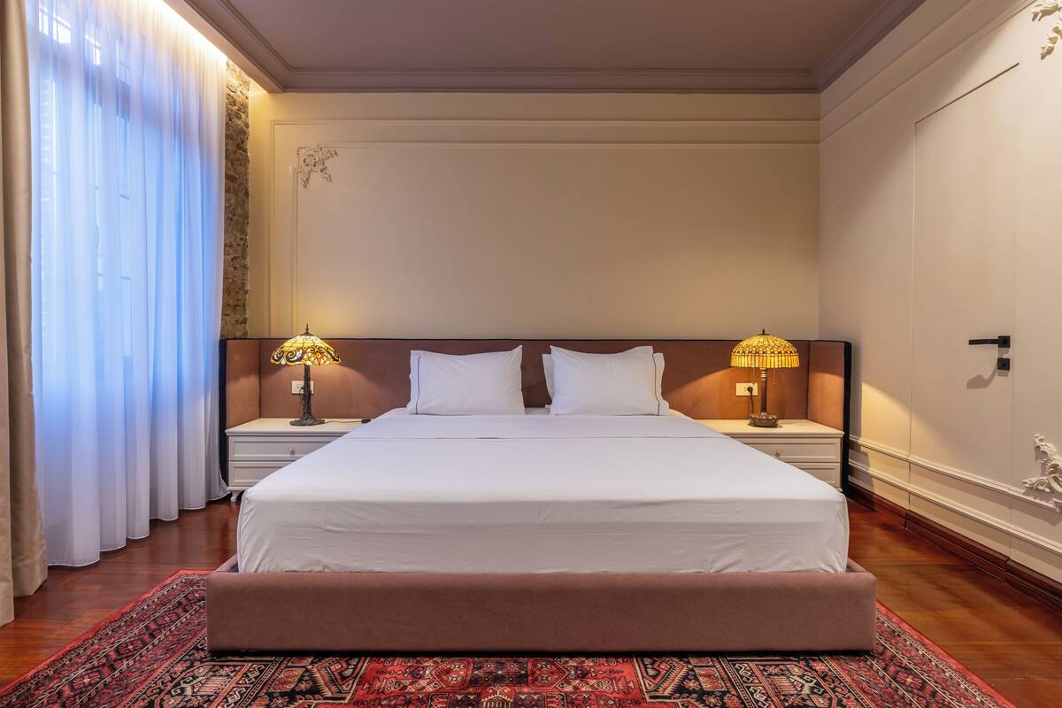Suite 103 | Frette Italian sheets, premium bedding, memory foam beds