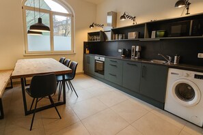 Departamento Deluxe, 5 habitaciones, para no fumadores | Cocina privada
