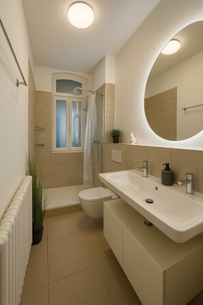 Departamento Deluxe, 5 habitaciones, para no fumadores | Cortinas blackout, insonorización y tabla de planchar con plancha 